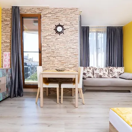 Apartment Modern - Meters Away From The *