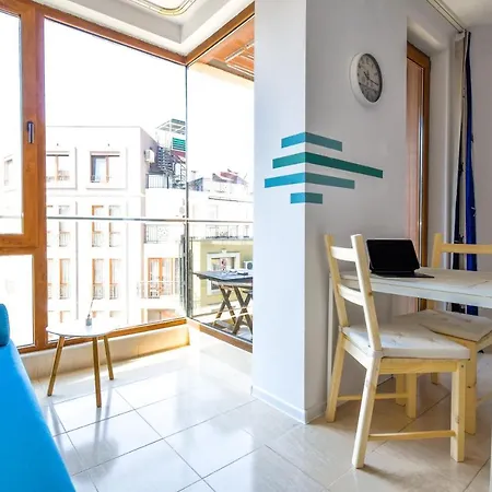 Modern - Meters Away From The Apartment Pomorie