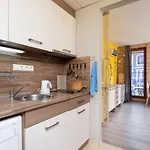 Modern - Meters Away From The * Pomorie