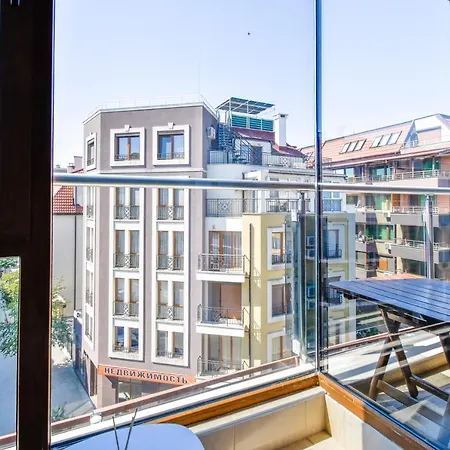 Modern - Meters Away From The Apartman Pomorie