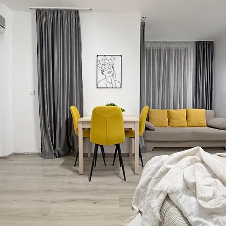 Apartman Modern - Meters Away From The *