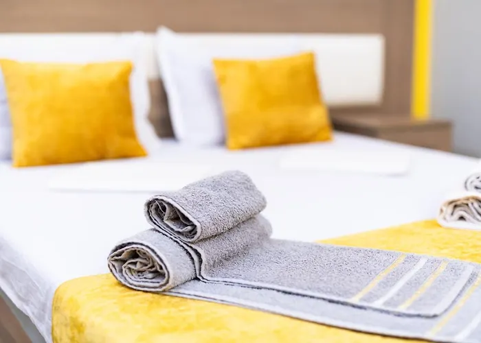 Modern - Meters Away From The Apartman