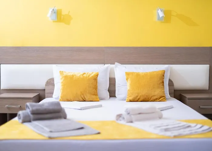 Apartman Modern - Meters Away From The