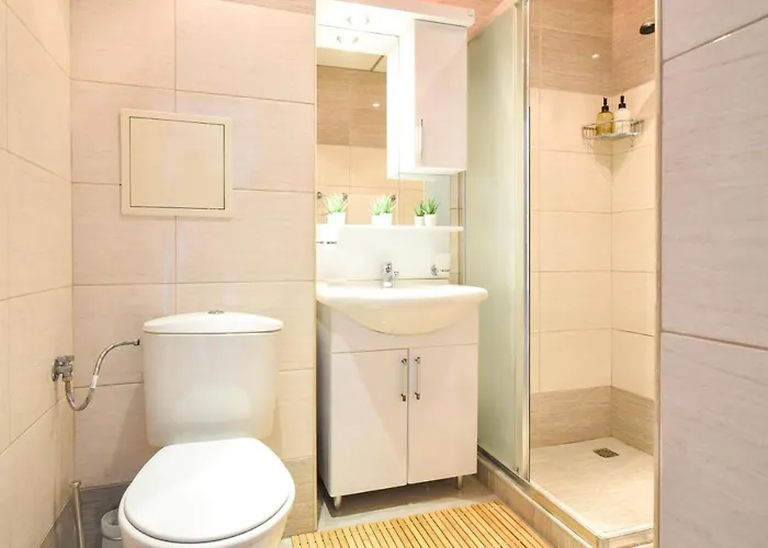 Apartman Modern - Meters Away From The Pomorie